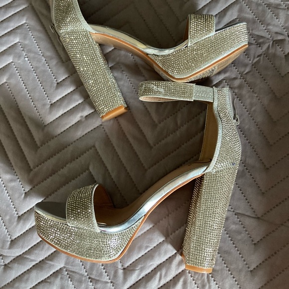 Windsor Silver Hills size 7.5 - Picture 6 of 9